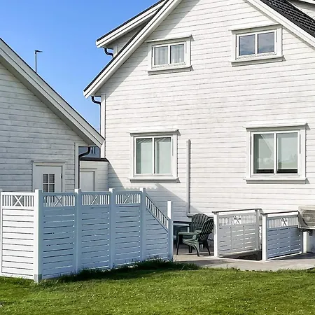 Feriehus 4 Person In Borhaug, Cleaning Included Borhaug