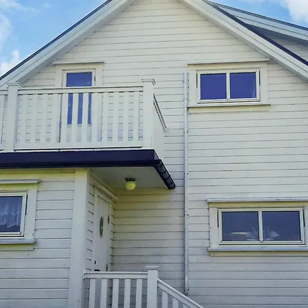 Feriehus 4 Person In Borhaug, Cleaning Included *